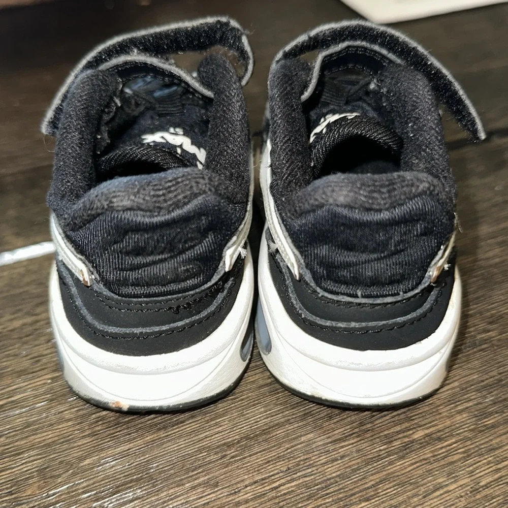 Nike‎ Air Max ST TDV Sneaker Kids Toddler 4C Black White 654289-001